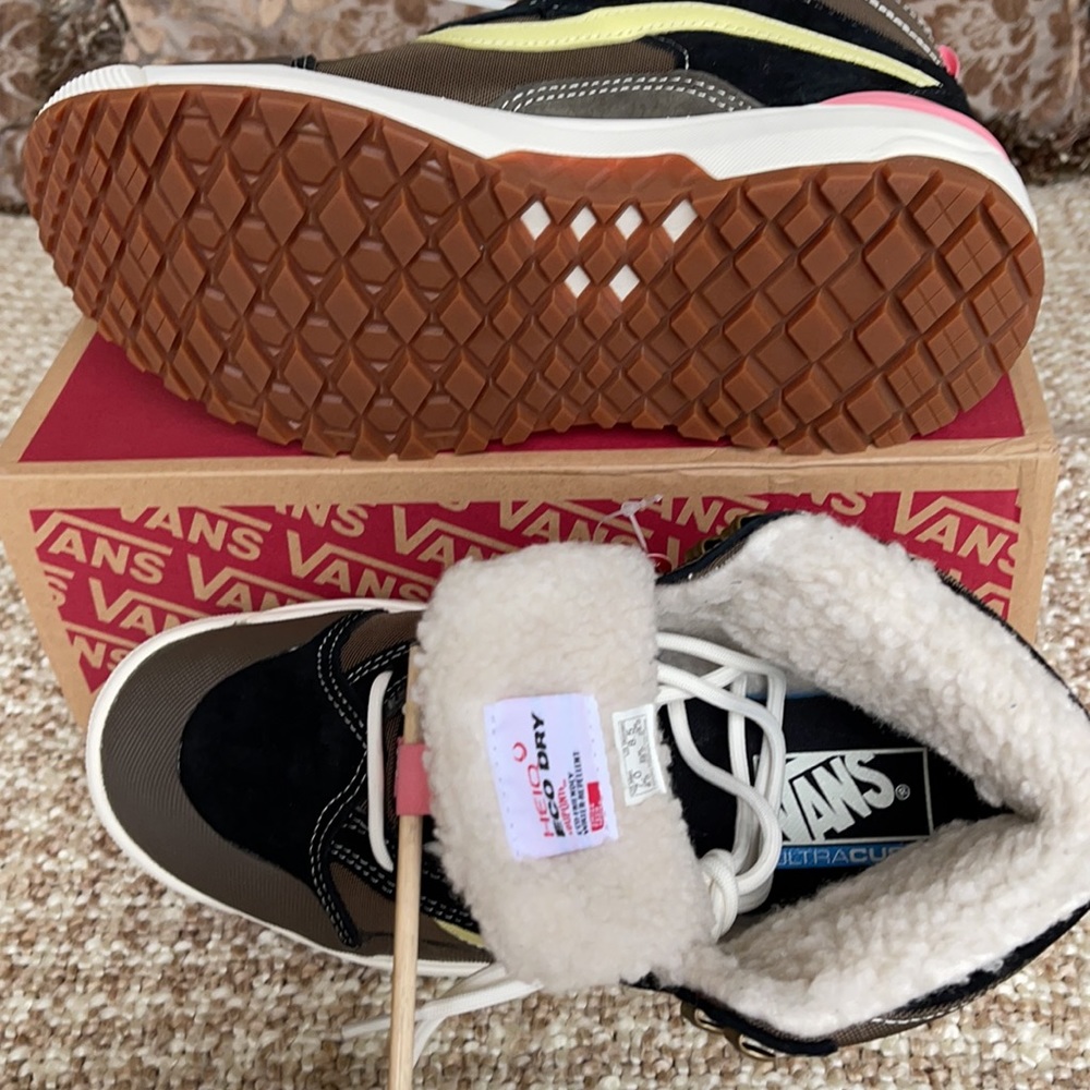 Vans Ultrarange Exo Hi Mte Canteen/Marshmallow WMN - Picture 5 of 16